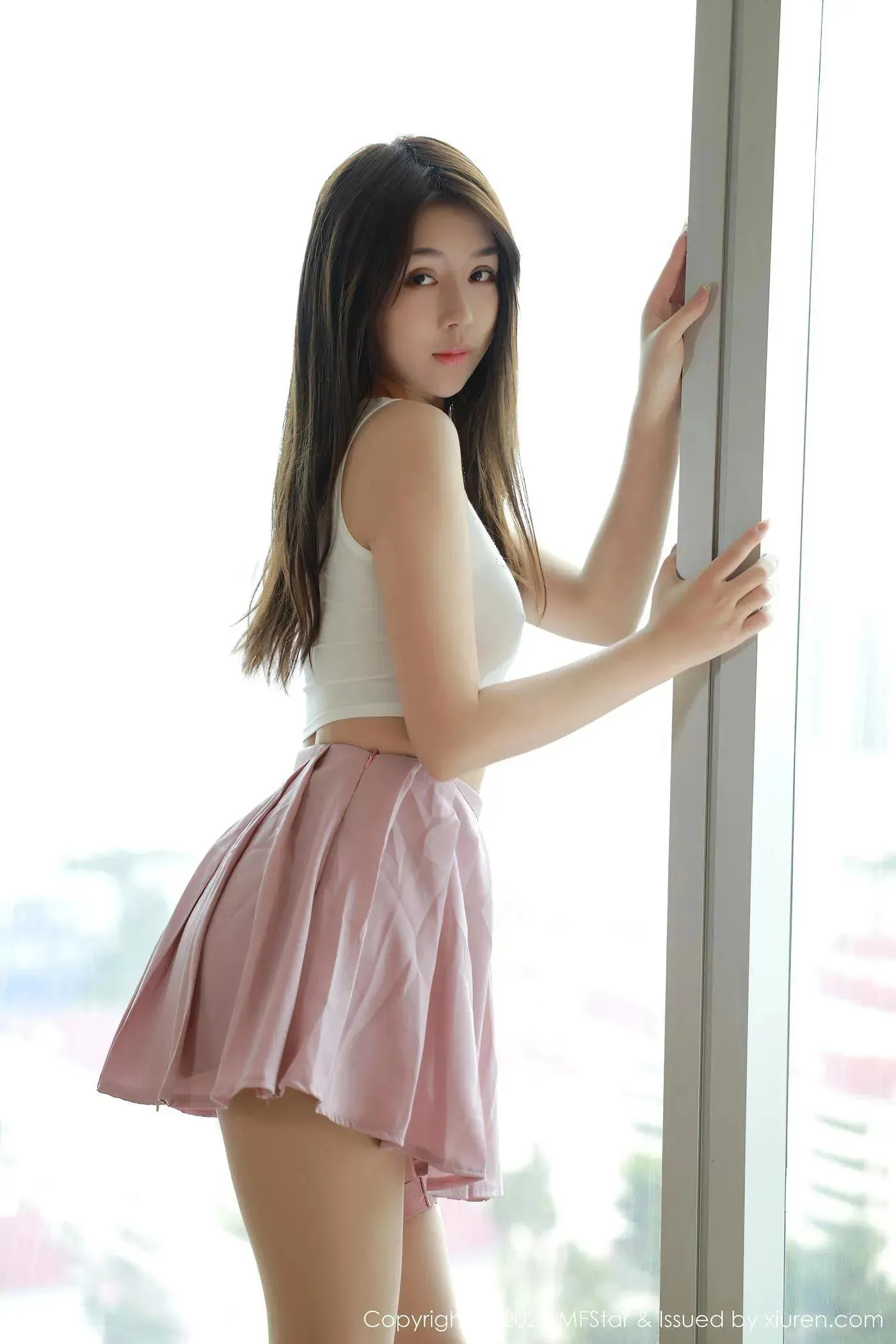 [MFStar模范学院] 2020.09.10 VOL.384 梦梵 [44P]插图1